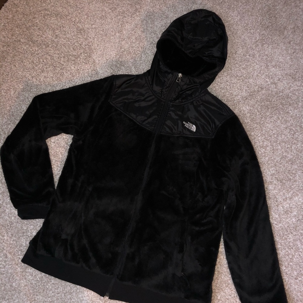 Black North Face Jacket!!